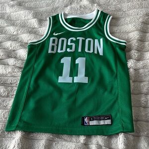 Nike Kyrie Irving Boston Celtics Youth Small Basketball Jersey